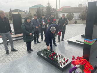 Vətən müharibəsinin qəhrəman şəhidlərindən biri olan Süleymanov Tamerlan Xankişi oğlunun doğum günü münasibətilə məzarı ziyarət olunub