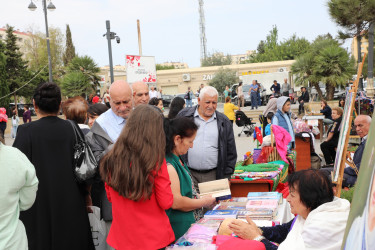 Sentyabrın 24-də Suraxanı Rayonu İcra Hakimiyyətinin dəstəyi, Mirvarid Dilbazi Poeziya Məclisi İctimai Birliyinin təşəbbüsü və təşkilatçılığı ilə Hövsan parkında ''Sazlı-Sözlü Kəlağayı Günləri''- layihəsi çərçivəsində Kəlağayı festivalı keçirilib