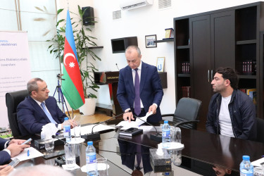 Aprelin 28-də Suraxanı Rayon İcra Hakimiyyətinin başçısı Adil Əliyev Rayon İcra Hakimiyyətində növbəti vətəndaş qəbulu keçirib