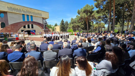 Suraxanıda “Heydər Əliyev -Unudulmaz lider” adlı foto-xalça sərgisi və konsert proqramı təşkil olunub