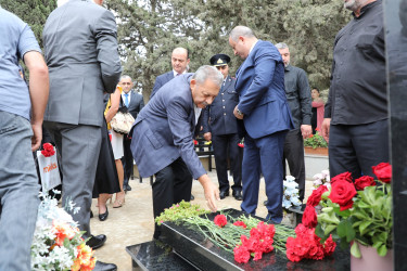 Azərbaycan Respublikasının Silahlı Qüvvələri tərəfindən Qarabağ iqtisadi rayonunda keçirilən lokal xarakterli antiterror tədbirləri zamanı şəhid olmuş ordumuzun hərbi qulluqçusu Rzayev Ramil Elçin oğlunun il mərasimi keçirilib