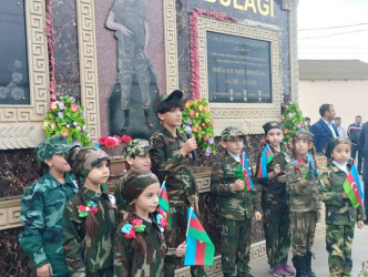 10 oktyabr Vətən müharibəsinin şəhidi Mərdanov Vaqif Ədalət oğlunun doğum günündə məzunu olduğu 118 nömrəli tam orta məktəbin şagirdlərinin təqdimatında anım tədbiri keçirilib