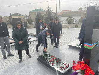 Vətən müharibəsinin qəhrəman şəhidlərindən biri olan Süleymanov Tamerlan Xankişi oğlunun doğum günü münasibətilə məzarı ziyarət olunub