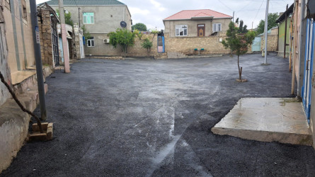 Vətəndaşların rahat və maneəsiz gediş-gəlişini təmin etmək məqsədilə hazırda Bülbülə qəsəbəsi, Nizami küçəsi 2-ci döngədsinə asfalt örtüyü salınır