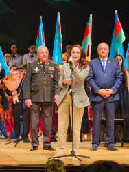 Bakı Musiqi Akademiyasının Opera studiyasında Ümummilli Lider Heydər Əliyevin anadan olmasının 100-cü ildönümünə həsr olunmuş konsert proqramı keçirilib