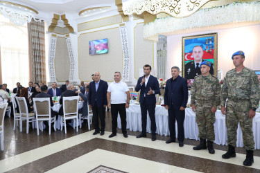 Azərbaycan Respublikasının Silahlı Qüvvələri tərəfindən Qarabağ iqtisadi rayonunda keçirilən lokal xarakterli antiterror tədbirləri zamanı şəhid olmuş ordumuzun hərbi qulluqçusu, 1986-cı il təvəllüdlü mayor Nəcəfi Elxan Şükür oğlunun il mərasimi keçirilib