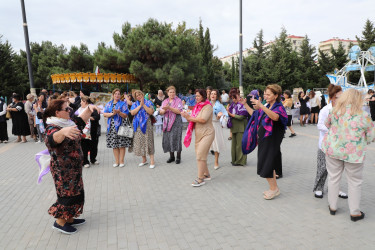 Sentyabrın 24-də Suraxanı Rayonu İcra Hakimiyyətinin dəstəyi, Mirvarid Dilbazi Poeziya Məclisi İctimai Birliyinin təşəbbüsü və təşkilatçılığı ilə Hövsan parkında ''Sazlı-Sözlü Kəlağayı Günləri''- layihəsi çərçivəsində Kəlağayı festivalı keçirilib