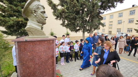 Suraxanı rayonunda Milli Qəhrəman Albert Aqarunovun xatirəsi anılıb