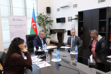 Mayın 19-da Suraxanı Rayon İcra Hakimiyyətinin başçısı Adil Əliyev Rayon İcra Hakimiyyətində növbəti vətəndaş qəbulu keçirib