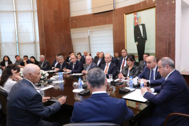 Aprelin 28-də Suraxanı Rayon İcra Hakimiyyətinin başçısı Adil Əliyev Rayon İcra Hakimiyyətində növbəti vətəndaş qəbulu keçirib