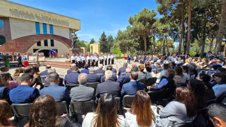 Suraxanıda “Heydər Əliyev -Unudulmaz lider” adlı foto-xalça sərgisi və konsert proqramı təşkil olunub