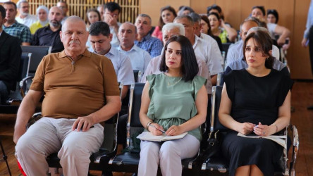 316 nömrəli tam orta məktəbdə Yeni Suraxanı qəsəbəsinin sakinləri ilə növbəti səyyar görüş keçirilib