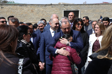 Suraxanıda Ulu öndər Heydər Əliyevin xatirəsinə həsr olunmuş “Rənglər festivalı” təşkil edilib