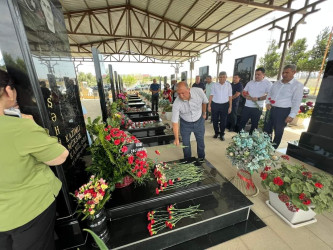 Bu gün Vətən müharibəsində qəhrəmancasına döyüşərək şəhidlik zirvəsinə ucalan Kazımlı Mürsəl Kamil oğlunun doğum günüdür