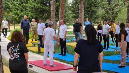 Beynəlxalq Yoqa Günündə Suraxanı Rayon İcra Hakimiyyətinin təşkilatçılığı ilə "sağlam nəsillə sağlam gələcək" adlı yoqa təlimi keçirilib