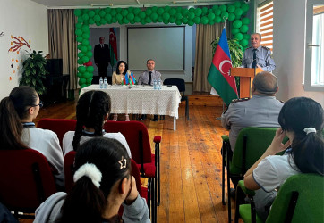 Suraxanı rayonunda növbəti dəfə narkomaniya ilə mübarizə mövzusunda maarifləndirici tədbir Zığ qəsəbəsində  317 saylı tam orta məktəbdə keçirilib