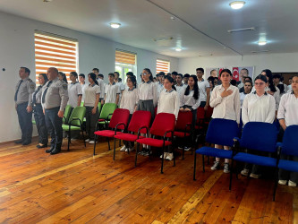 Suraxanı rayonunda növbəti dəfə narkomaniya ilə mübarizə mövzusunda maarifləndirici tədbir Zığ qəsəbəsində  317 saylı tam orta məktəbdə keçirilib