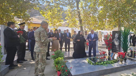 Sentyabrın 26-da "27 sentyabr - Anım Günü " ilə əlaqədar Vətən müharibəsinin şəhidi Qasımzadə Tahir Sərdar oğlunun Sabunçu rayonunda Şəhidlər Xiyabanındakı məzarı ziyarət olununaraq gül dəstələri düzülüb, onun əziz xatirəsi ehtiramla yad edilərək dualar oxunub