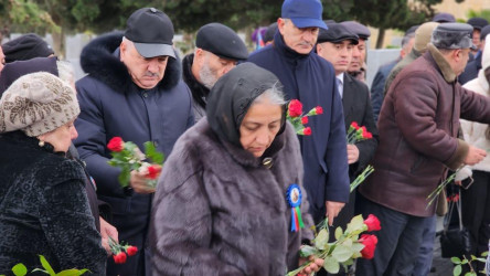 Suraxanıda Vətən müharibəsinin şəhidi Cəsarət Səfərovun xatirəsi ehtiramla anılıb