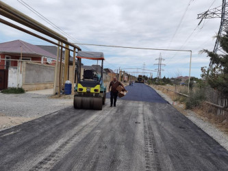 Suraxanı rayonunda sakinləri narahat edən sosial problemlərin həlli və müasir infrastrukturun yaradılması istiqamətində tədbirlər ardıcıl olaraq uğurla davam etdirilir