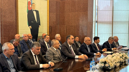 “Təhlükəsiz tullantıların idarə olunmasının səmərəliliyi və nəticəliliyi ilə bağlı” mövzusunda maarifləndirici tədbir keçirilib