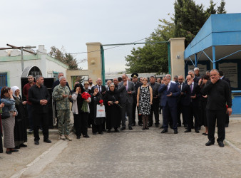 Azərbaycan Respublikasının Silahlı Qüvvələri tərəfindən Qarabağ iqtisadi rayonunda keçirilən lokal xarakterli antiterror tədbirləri zamanı şəhid olmuş ordumuzun hərbi qulluqçusu Rzayev Ramil Elçin oğlunun il mərasimi keçirilib