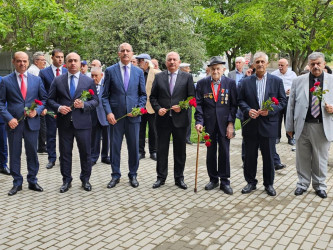 Abbasqulu Ağa Bakıxanovun anadan olmasının 229 illiyi münasibətilə  büstü ziyarət olunub