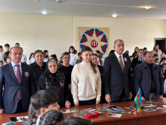 Şəhidimiz Yusubov Elzar Süleyman oğlunun doğum günü münasibətilə məzun olduğu Ə.Məmmədov adına 76 №-li tam orta məktəbdə anım tədbiri keçirilib