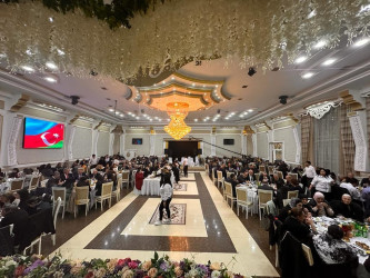 Aprelin 18-də Suraxanı Rayon İcra Hakimiyyətinin təşkilatçılığı ilə 500 nəfərlik iftar süfrəsi açılıb