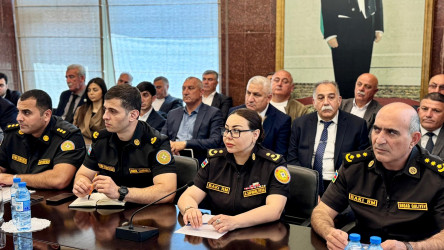 Suraxanı Rayon İcra Hakimiyyətində“Su hövzələrində insanların təhlükəsizliyinin təmin edilməsi” mövzusunda müşavirə keçirilmişdir