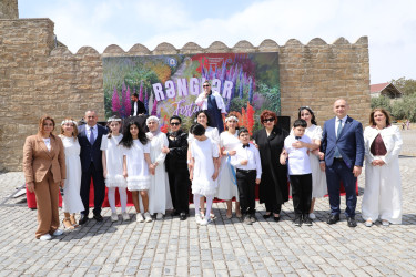 Suraxanıda Ulu öndər Heydər Əliyevin xatirəsinə həsr olunmuş “Rənglər festivalı” təşkil edilib