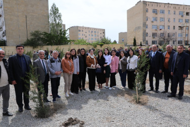 Suraxanıda Ulu Öndər Heydər Əliyevin əziz xatirəsinə ağacəkmə aksiyası təşkil olunub