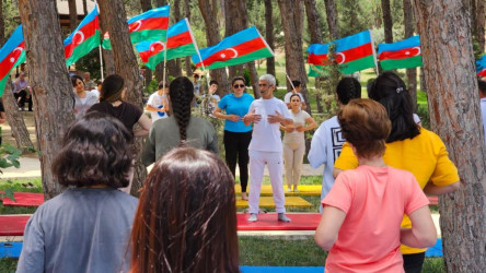 Beynəlxalq Yoqa Günündə Suraxanı Rayon İcra Hakimiyyətinin təşkilatçılığı ilə "sağlam nəsillə sağlam gələcək" adlı yoqa təlimi keçirilib