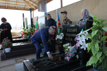 Sentyabrın 26-da 27 sentyabr - Anım Günü ilə əlaqədar Suraxanı rayonu, Hövsan qəsəbə qəbiristanlığındakı Şəhidlər Xiyabanında Şəhidlərin məzarı ziyarət olununaraq gül dəstələri düzülüb, onların əziz xatirəsi ehtiramla yad edilərək dualar oxunub