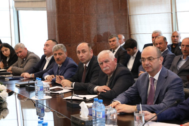 Mayın 12-də Suraxanı Rayon İcra Hakimiyyətinin başçısı Adil Əliyev Rayon İcra Hakimiyyətində növbəti vətəndaş qəbulu keçirib