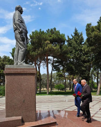 Suraxanıda tibb işçilərinin peşə bayramı qeyd olundu