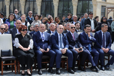 Suraxanıda Ulu öndər Heydər Əliyevin xatirəsinə həsr olunmuş “Rənglər festivalı” təşkil edilib