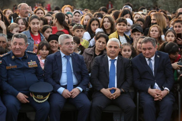 “Atəşgah məbədi” Dövlət Tarix-Memarlıq Qoruğunda möhtəşəm konsert proqramı və atəşfəşanlıq keçirilib