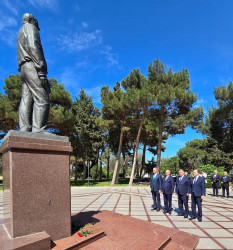 Suraxanı Rayon İcra Hakimiyyətinin və Dini Qurumlarla iş üzrə Dövlət Komitəsinin birgə təşkilatçılığı ilə "Heydər Əliyev siyasəti: milli-mənəvi dəyərlərimizə qayıdış" adlı tədbir keçirilib