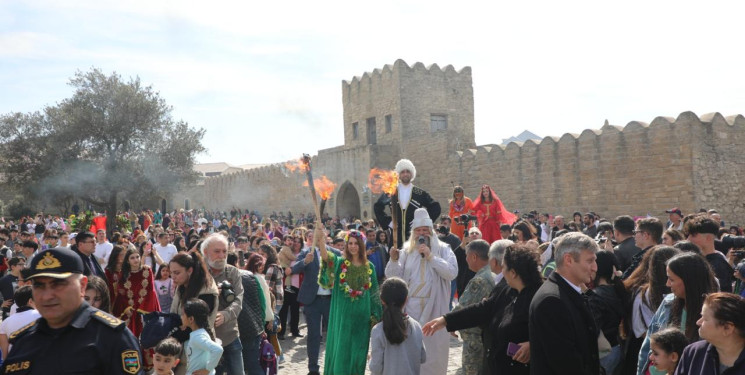 Suraxanıda Novruz bayramı təntənəli qeyd olunub