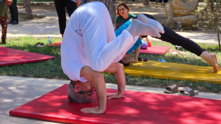 Beynəlxalq Yoqa Günündə Suraxanı Rayon İcra Hakimiyyətinin təşkilatçılığı ilə "sağlam nəsillə sağlam gələcək" adlı yoqa təlimi keçirilib