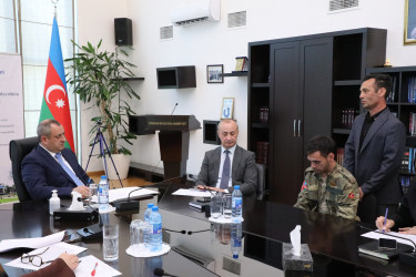 Mayın 19-da Suraxanı Rayon İcra Hakimiyyətinin başçısı Adil Əliyev Rayon İcra Hakimiyyətində növbəti vətəndaş qəbulu keçirib