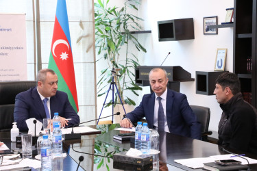 Mayın 26-da Suraxanı Rayon İcra Hakimiyyətinin başçısı Adil Əliyev Rayon İcra Hakimiyyətində növbəti vətəndaş qəbulu keçirib