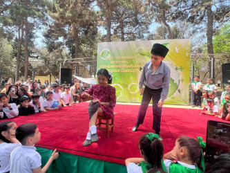 Suraxanı rayonunda 1 İyun – Uşaqların Beynəlxalq müdafiəsi günü münasibətilə "Yaşıl dünyamızı qoruyaq, uşaqlarımıza sağlam gələcək quraq" adlı Uşaq Festivalı keçirilib.