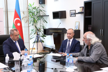 Mayın 26-da Suraxanı Rayon İcra Hakimiyyətinin başçısı Adil Əliyev Rayon İcra Hakimiyyətində növbəti vətəndaş qəbulu keçirib
