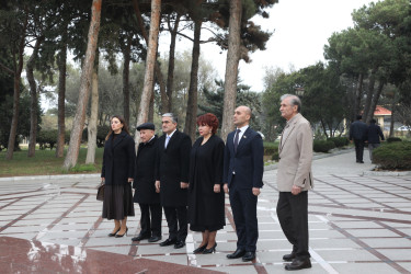 Suraxanıda “Vətən müharibəsi tarixi. Azərbaycanın ərazi bütövlüyünün bərpası – Şəxsiyyət faktoru” adlı kitabın təqdimatı keçirilib