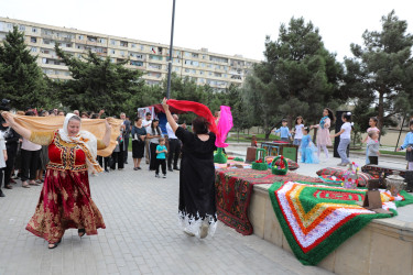 Sentyabrın 24-də Suraxanı Rayonu İcra Hakimiyyətinin dəstəyi, Mirvarid Dilbazi Poeziya Məclisi İctimai Birliyinin təşəbbüsü və təşkilatçılığı ilə Hövsan parkında ''Sazlı-Sözlü Kəlağayı Günləri''- layihəsi çərçivəsində Kəlağayı festivalı keçirilib