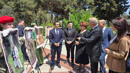 Suraxanıda “Heydər Əliyev -Unudulmaz lider” adlı foto-xalça sərgisi və konsert proqramı təşkil olunub