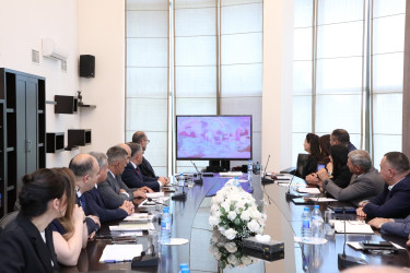 Suraxanı Rayon İcra Hakimiyyətində 28 May – Müstəqillik Gününə həsr edilmiş dəyirmi masa keçirilib