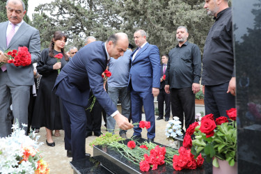 Azərbaycan Respublikasının Silahlı Qüvvələri tərəfindən Qarabağ iqtisadi rayonunda keçirilən lokal xarakterli antiterror tədbirləri zamanı şəhid olmuş ordumuzun hərbi qulluqçusu Rzayev Ramil Elçin oğlunun il mərasimi keçirilib